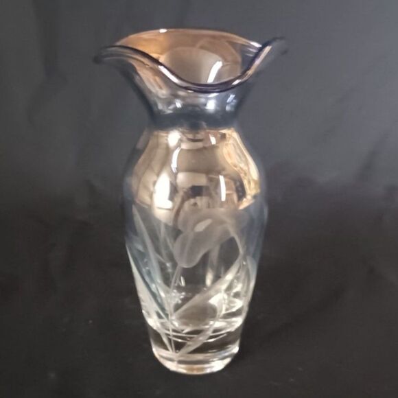 Clear Thick Smoky Glass Vase With Etched Floral Patterns from Noble Excellence - Picture 1 of 10